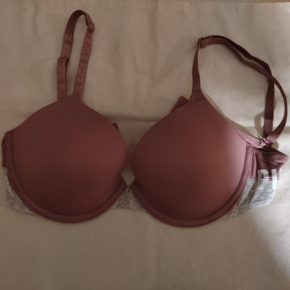 Victoria Secret Pink Wear Everywhere T-Shirt Bra - Picture 1 of 2
